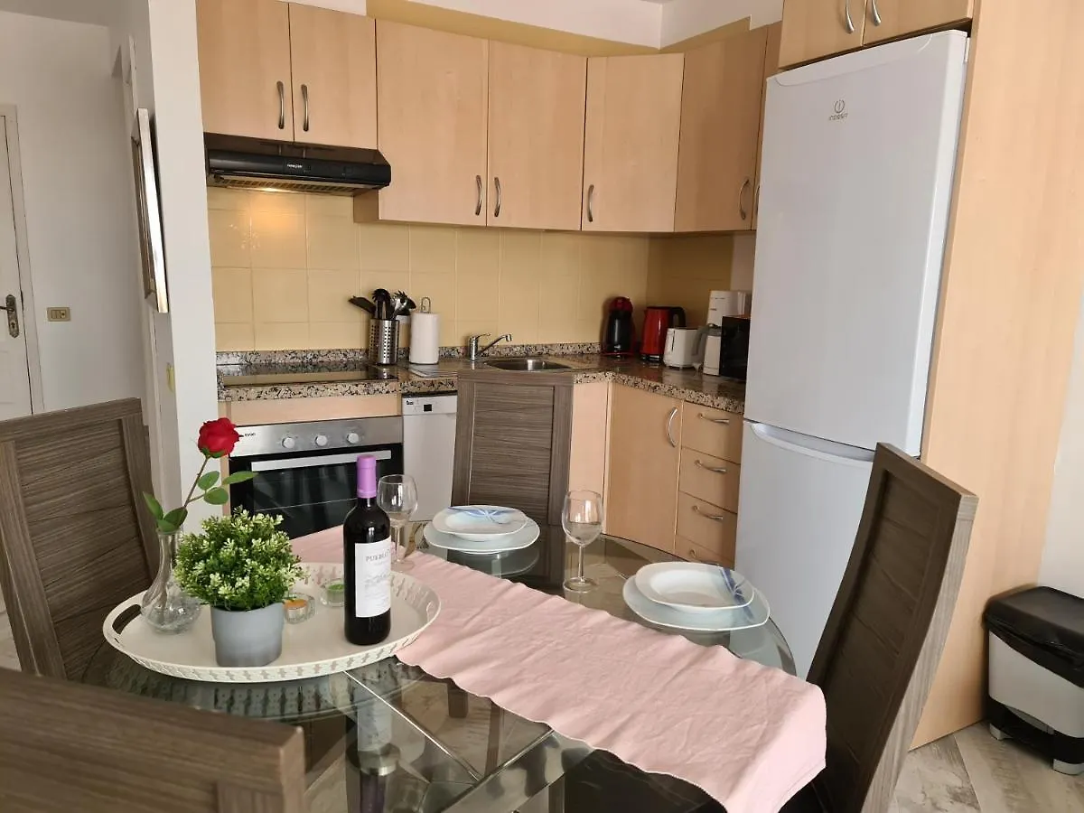 Duplex penthouse apartment Puerto Colón only 5 min. to the beach, 2 terraces, pool, Wifi, dishwasher Costa Adeje  0*, Costa Adeje (Tenerife)