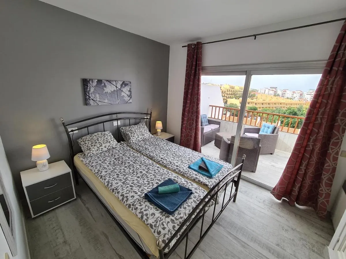 Duplex Penthouse Apartment Puerto Colon Only 5 Min. To The Beach, 2 Terraces, Pool, Wifi, Dishwasher Costa Adeje